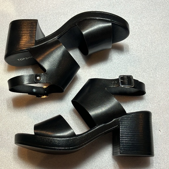 Topshop strappy leather sandal heels. Cute. Size 9. - Picture 4 of 7